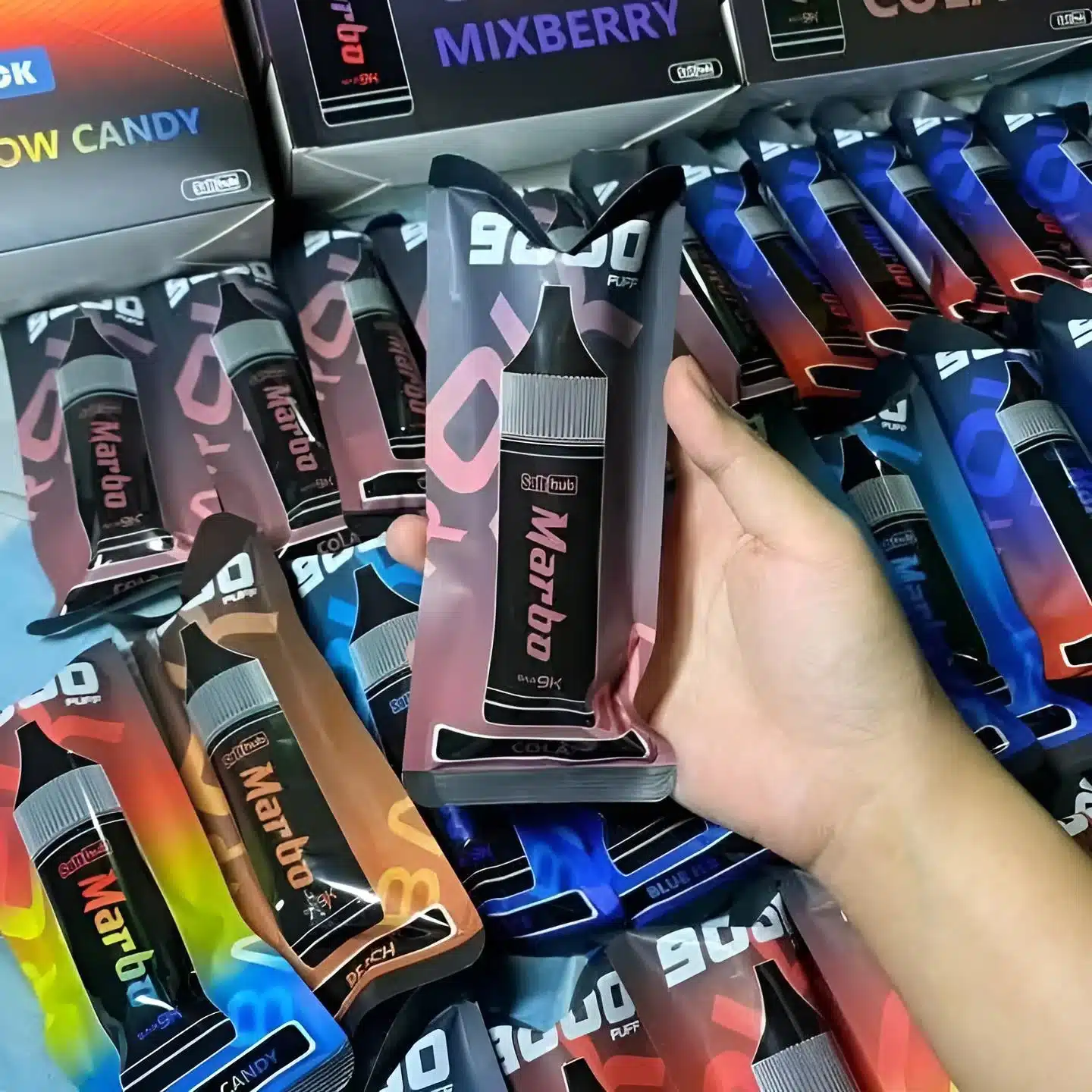 Marbo Bar 9000 Puffs 拋棄式電子煙 — 可充電設計 14ML煙油 超長持久 泰國熱賣經典 - 電子煙潮流商城